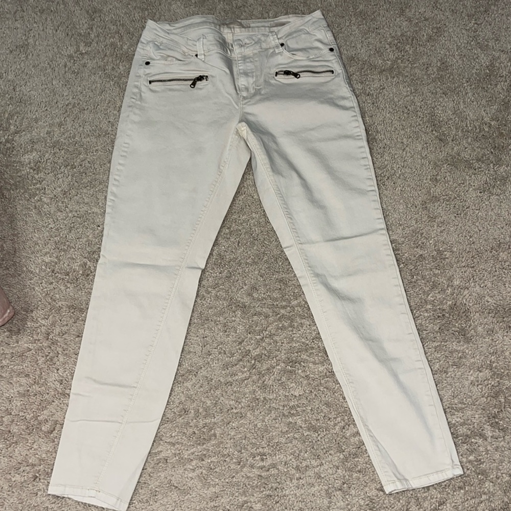 Max Jeans
